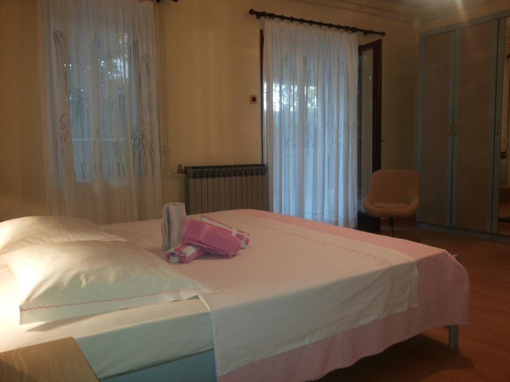 Bed & Breakfast Banjole Szoba fotó